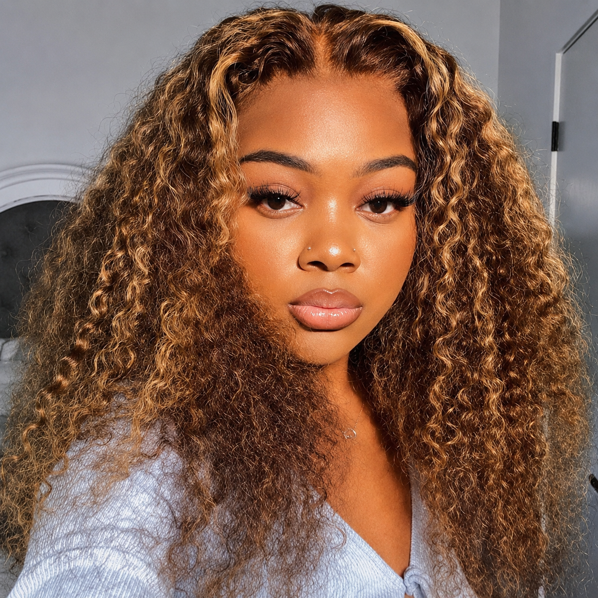 13×4 Lace Front Human Hair Wig – 24″ Kinky Curly – #4/27 – 180% Density Clessenza Beauty Store