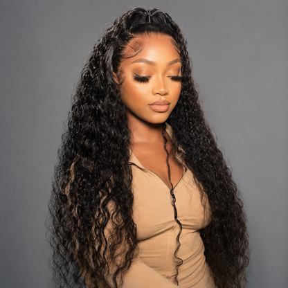 Perruque en Cheveux Humains Water Wave Luxe 30 po avec Lace Front HD 13×4 – Noir Naturel, Densité 180%