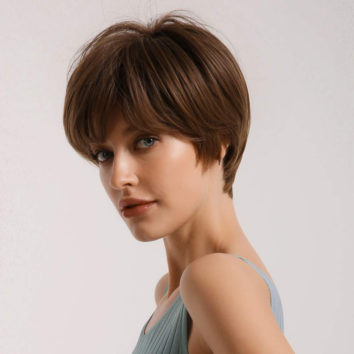 Chic 8-Inch Short Synthetic Bob Wig