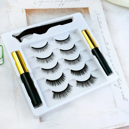 5 Pairs of Eyelashes and 2 Magnetic Eyeliner Set